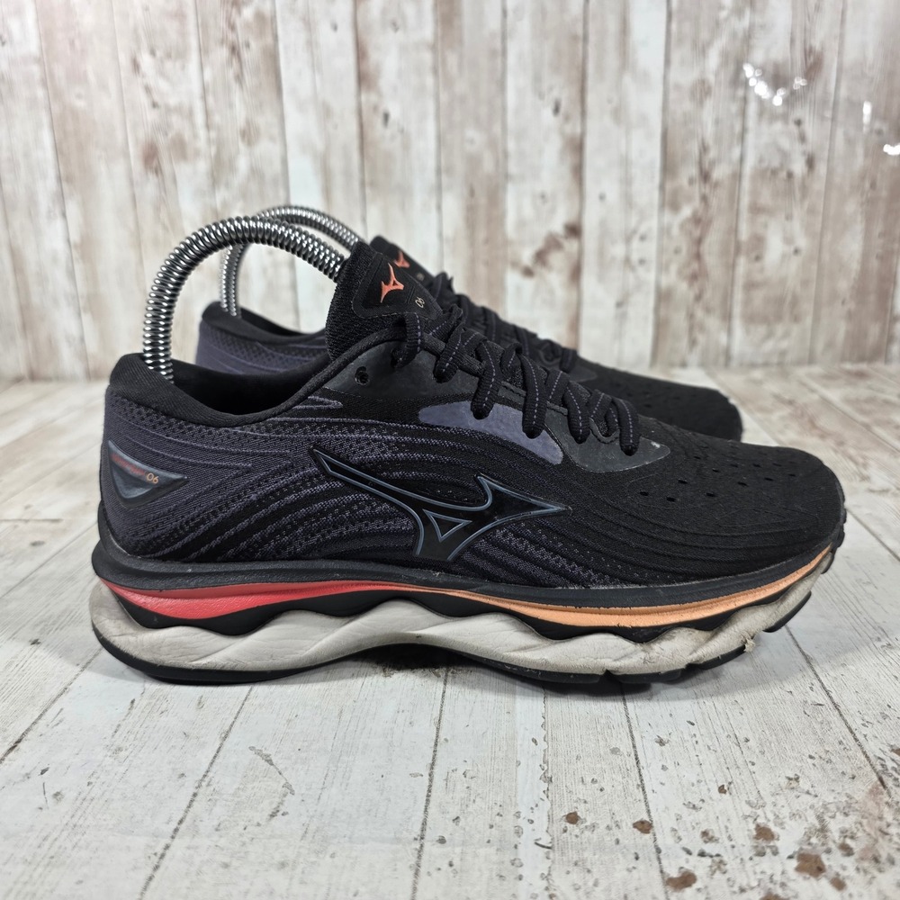 Mizuno Wave Sky 6 Womens Running Shoes Black Orange J1GD220222 Size 6.5